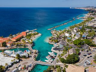 Mambo Beach