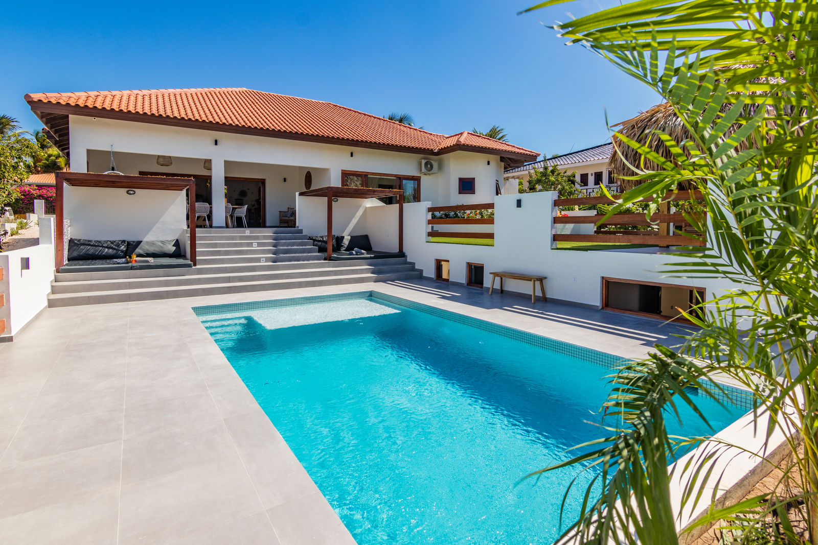 villa curacao exclusief jan thiel prive zwembad davi