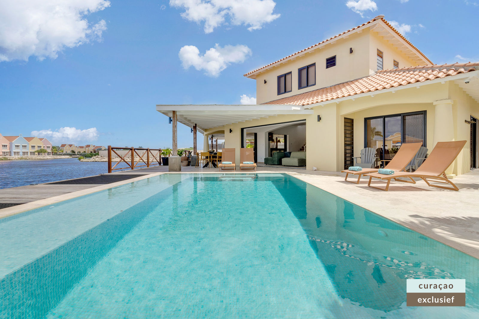 villa bonaire bellamar zwembad zeezicht kralendijk curacao exclusief