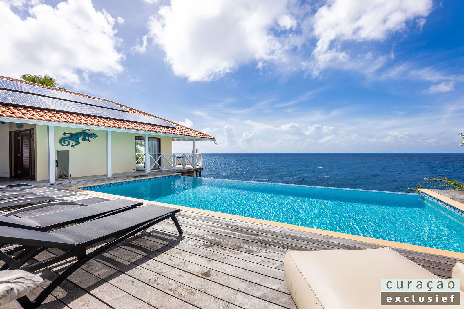 curacao exclusief jan thiel zwembad zeezicht boca gentil resort villa oceanfront s18