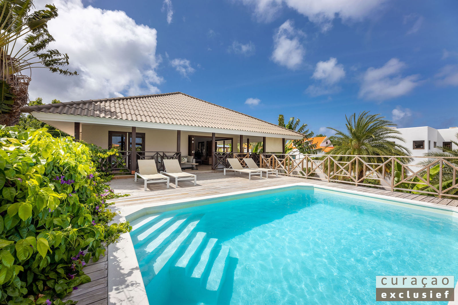curacao exclusief jan thiel zwembad villa yellow beach