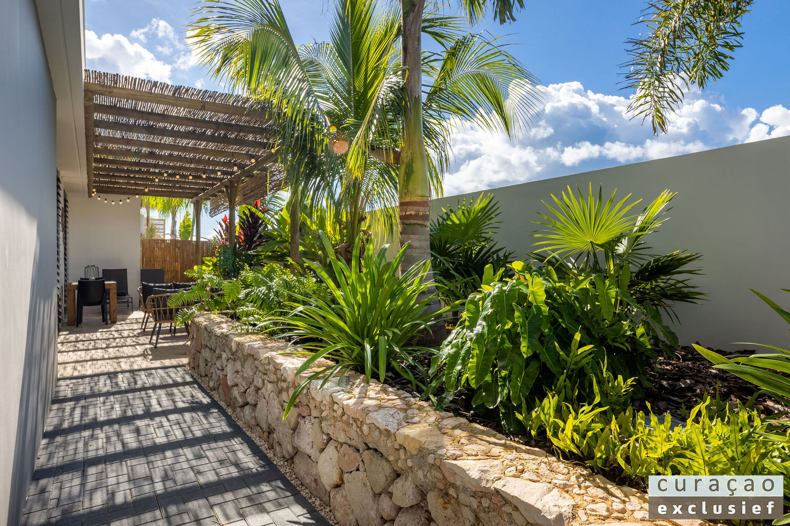 appartement curacao exclusief jan thiel fiora dream tuin